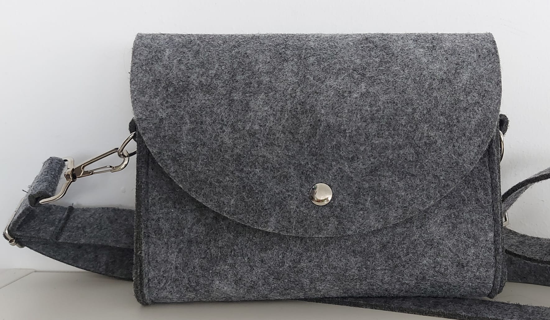 Filztasche Ella Bag in grau