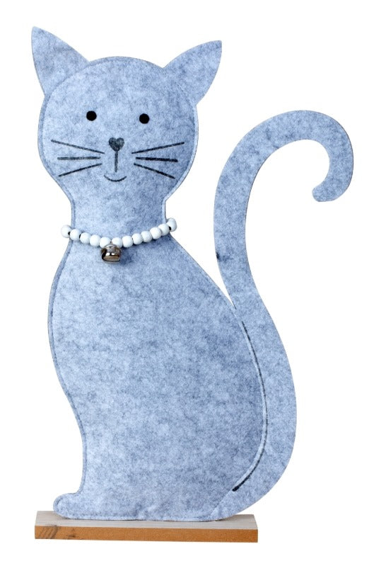 Filzkatze auf Holzsockel